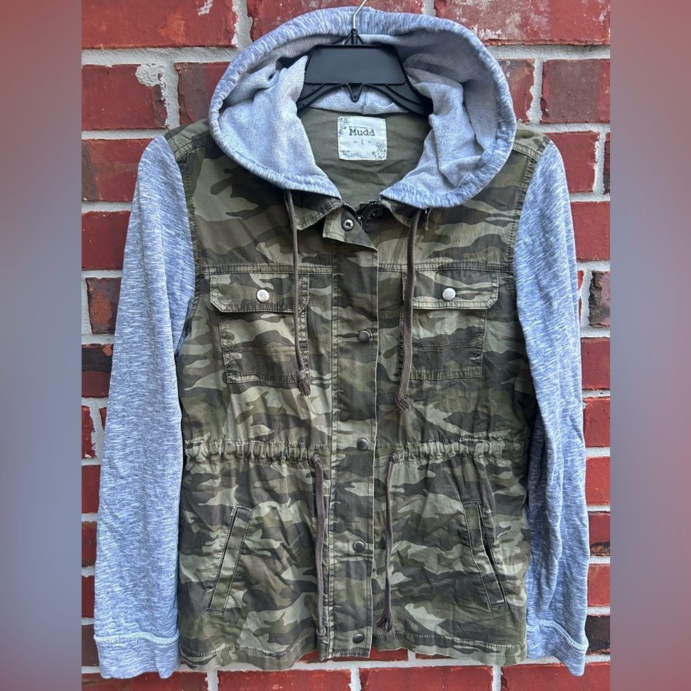 Mudd Womens Full Zip & Snap Camo Hooded Utility Jacket w/ Knit Sleeves & Hood G2